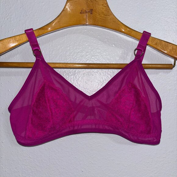 Venus Fuchsia Lace Mesh Bralette Size L Large Wireless Sheer Unlined Bra Top - Picture 1 of 7
